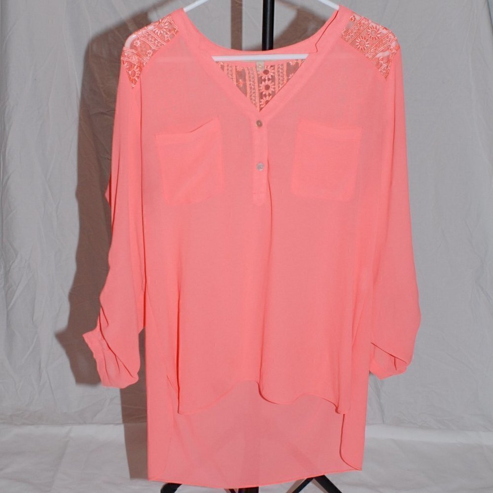 Gibson Latimer Womens Medium Bright Pink Salmon tab adjustable sleeves Crochet
